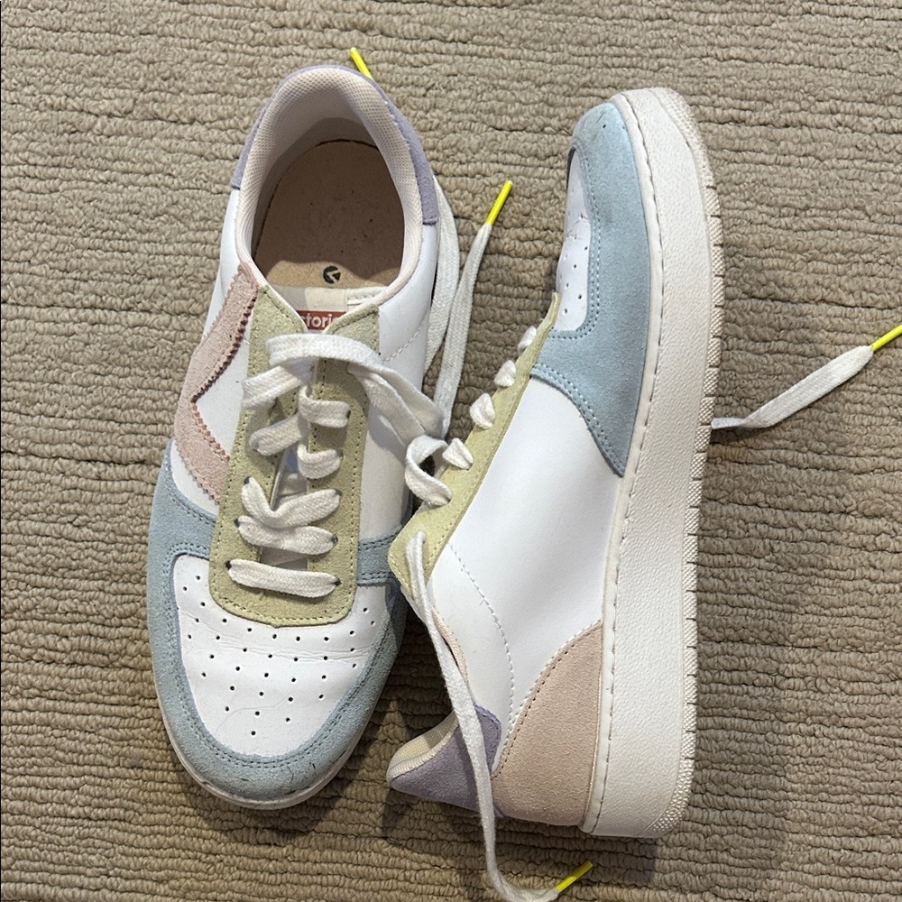 Victoria Women's Sneakers in White, Blue, Green, and Pink